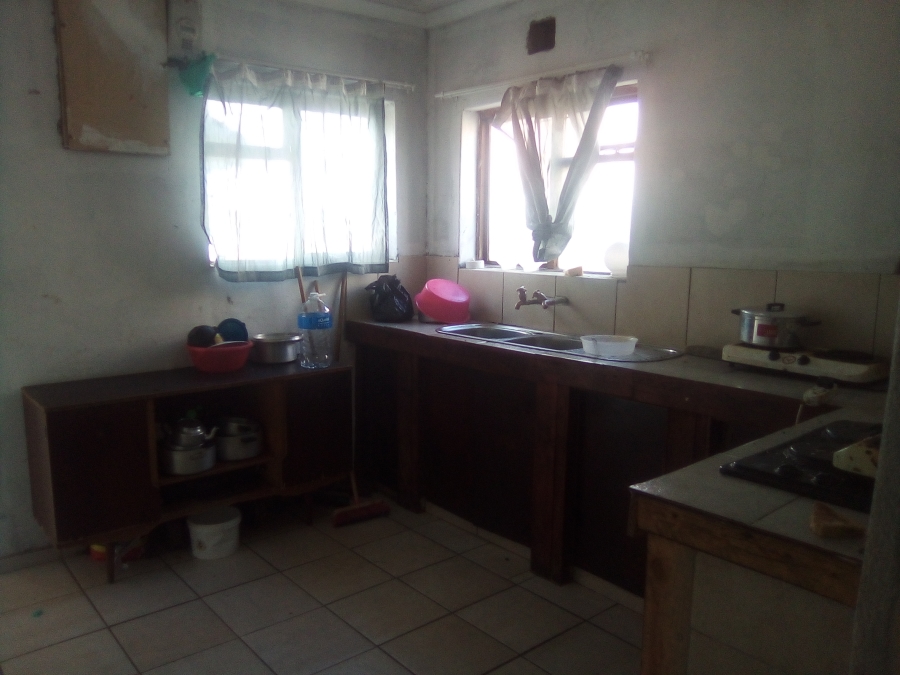 8 Bedroom Property for Sale in Belhar Western Cape